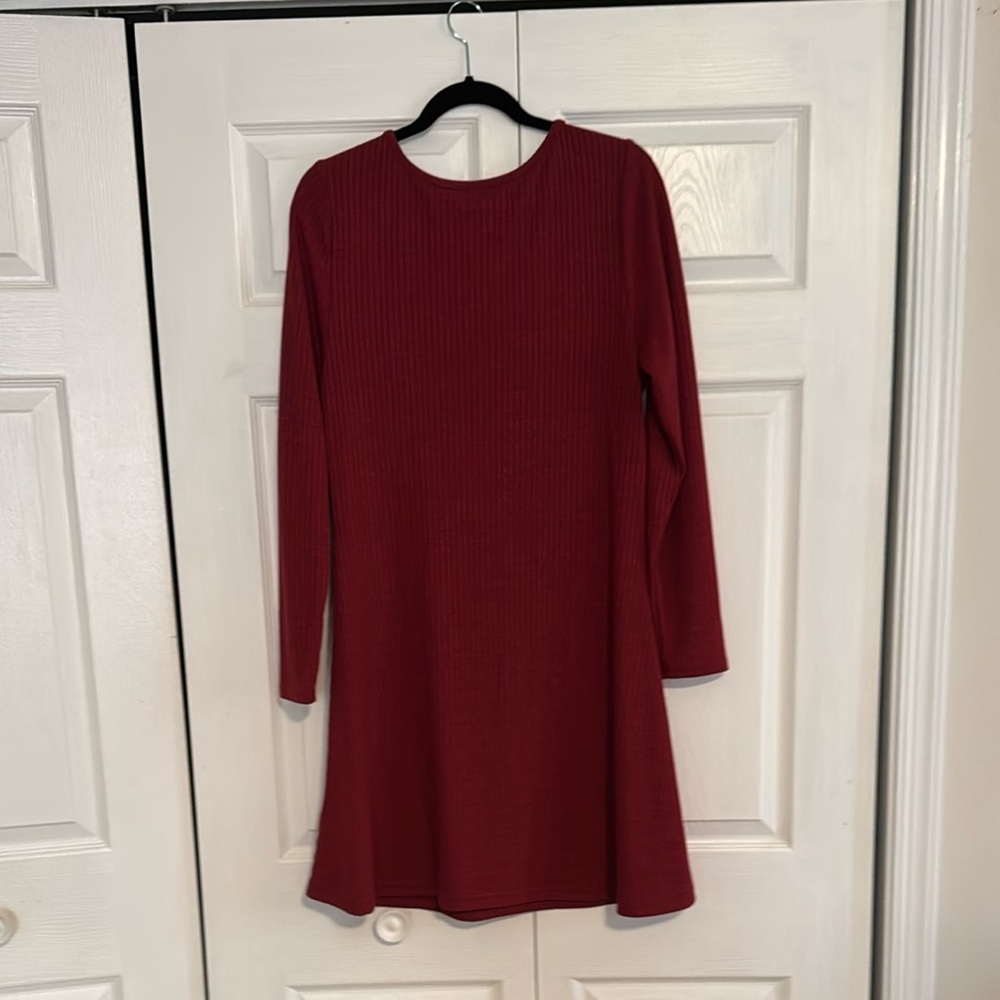 Red Long Sleeve Ribbed Dress - Picture 3 of 4